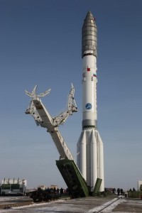 Proton M auf Rampe 26. 12.